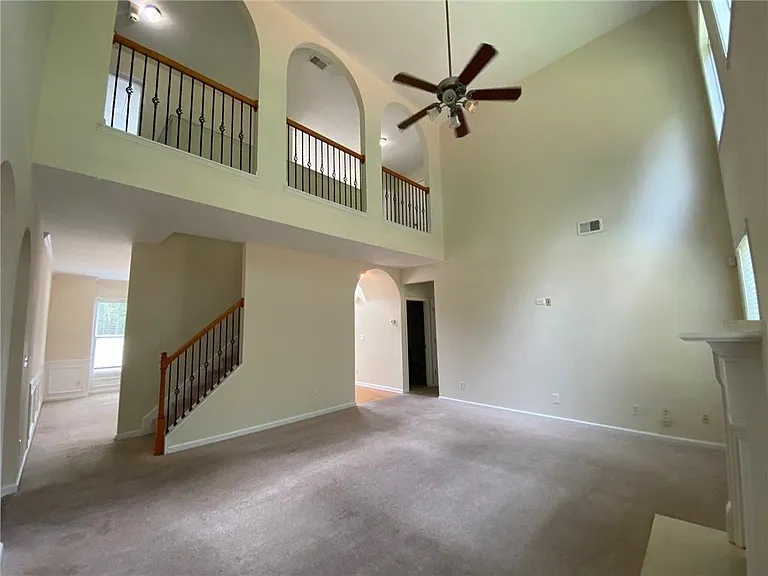 2146 Peach Shoals Cir — Photo 16