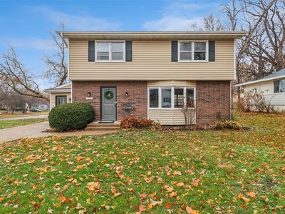 5521 Sheridan Ave, Des Moines, IA, 50310