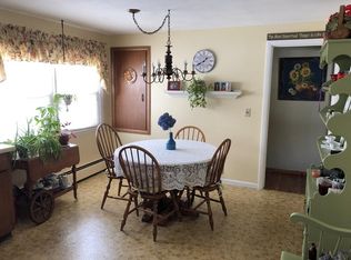 33 Cornwall St, Springfield, MA 01104