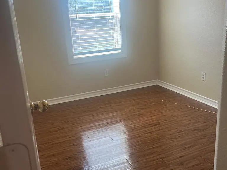 306 Anderson St #A — Photo 6