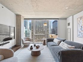 236 W Lake St