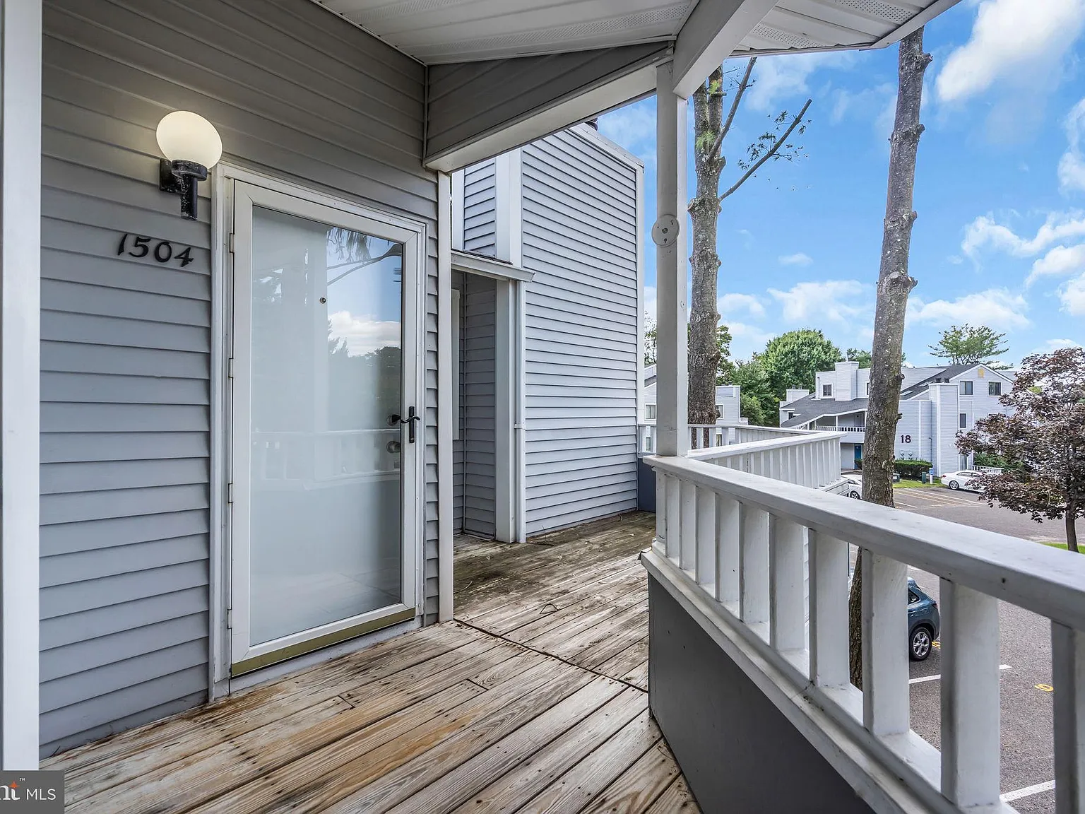1 bed, 1.0 bath, 530 sqft, $1,450 — Photo 2