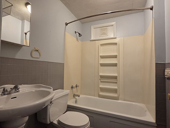 3rd image of 608 Freas Ave #1045