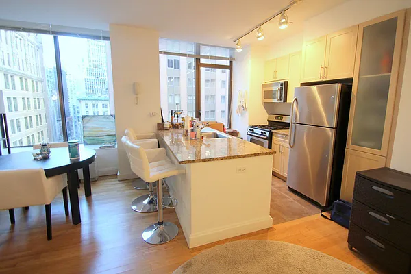 Rented by Nest Seekers International | media 6