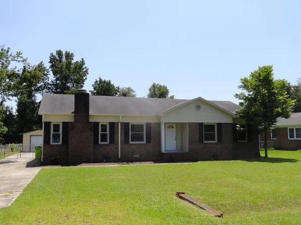 111 Wanchese Way, New Bern, NC 28560