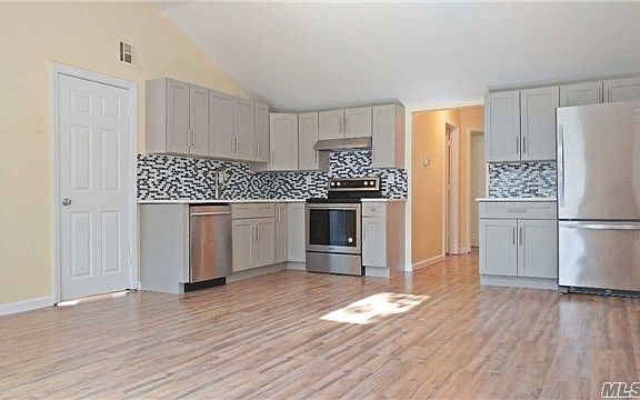 2nd image of 35 California Ave