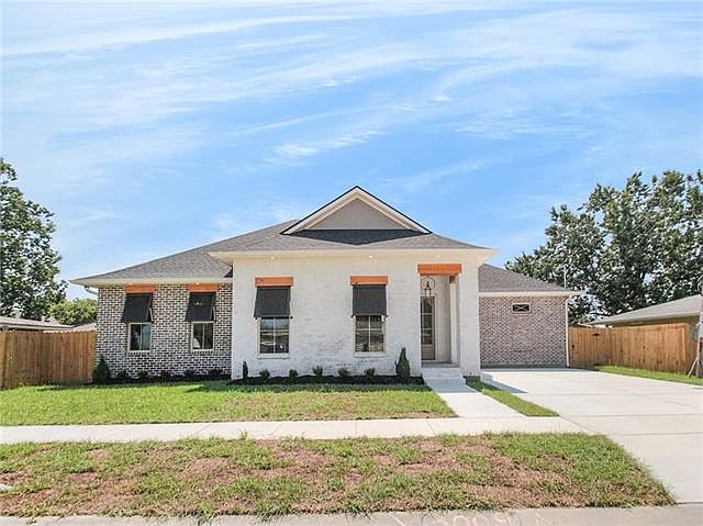 1st image of 3009 Riverland Dr