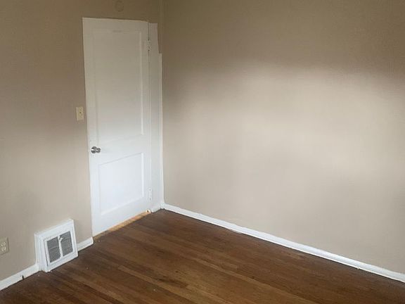 5th image of 21 Ruth Ct