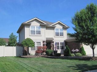 26893 Inverness St, Woodhaven, MI 48183