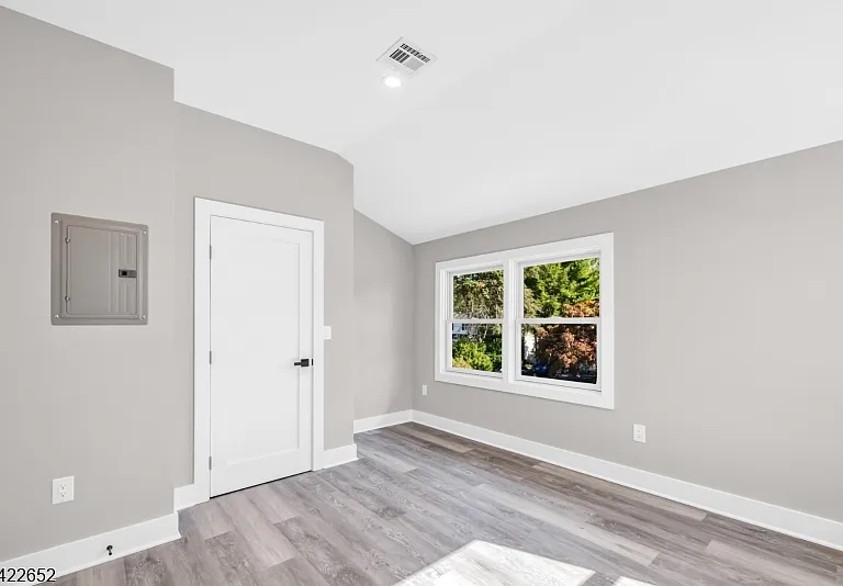 715 Evans St #2 — Photo 15