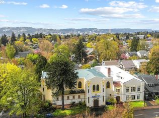 1821 SE Cesar E Chavez Blvd, Portland, OR