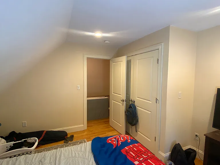 25 Lothrop St #2 — Photo 10