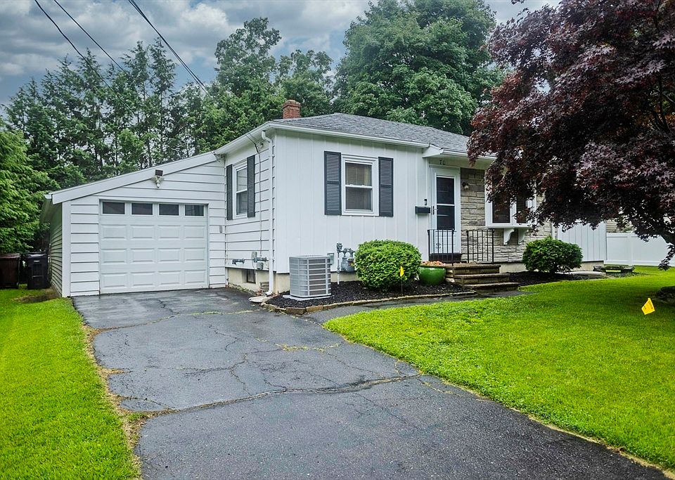 1st image of 70 Vadnais St