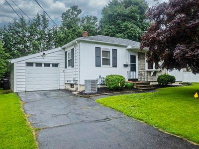 70 Vadnais St, Westfield, MA, 01085