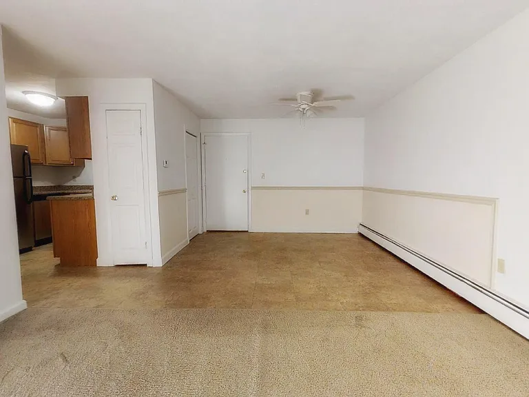 521 Smithfield Rd #206 — Photo 2