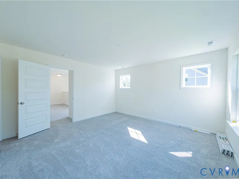 18372 Palisades Ct — Photo 32