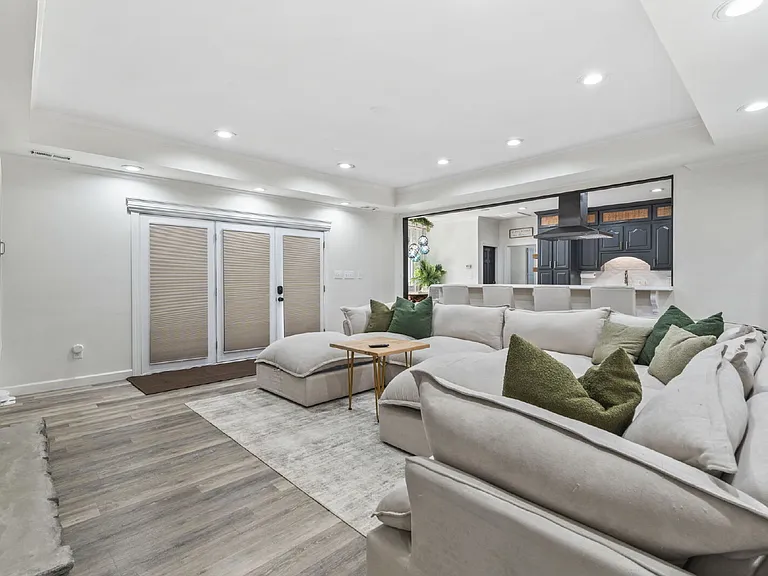 6125 R C Sarvis Ln — Photo 21