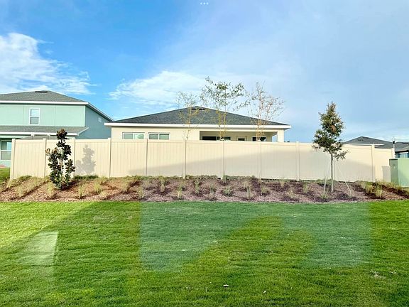 5th image of 17195 Hickory Wind Dr