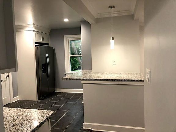 3rd image of 11014 Kensington Blvd