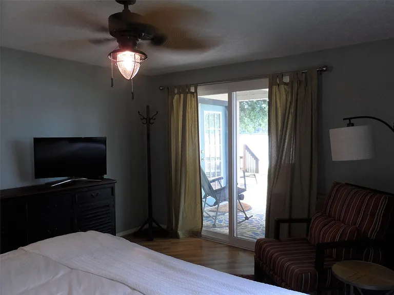 13545 Northshore Loop — Photo 36
