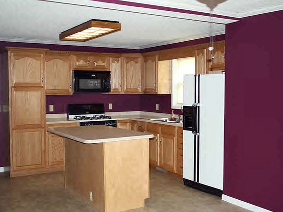 3rd image of 100 W North St