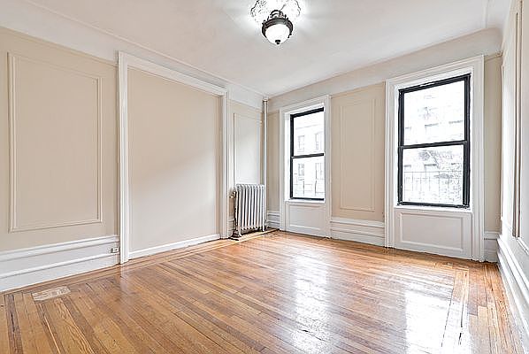 1st image of 704 W 180th St APT 31