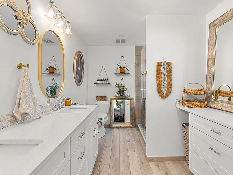 6976 Green Willow Ct — Photo 14
