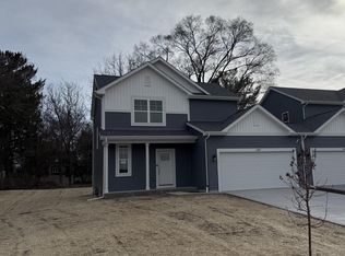 1589 Meadowview Ct, Whitewater, WI 53190