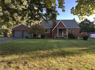 1552 Lockwood Rd, Barberton, OH 44203