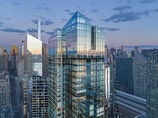 30 Riverside Boulevard #23P