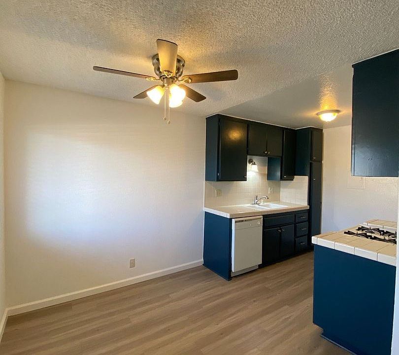 1st image of 15735 Blaine Ave APT 11