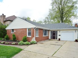 1746 Elliott St, Park Ridge, IL 60068