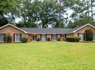 126 Harrogate Rd, Saint Simons Island, GA 31522