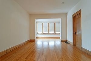 3rd image of 4441 N Kilbourn Ave
