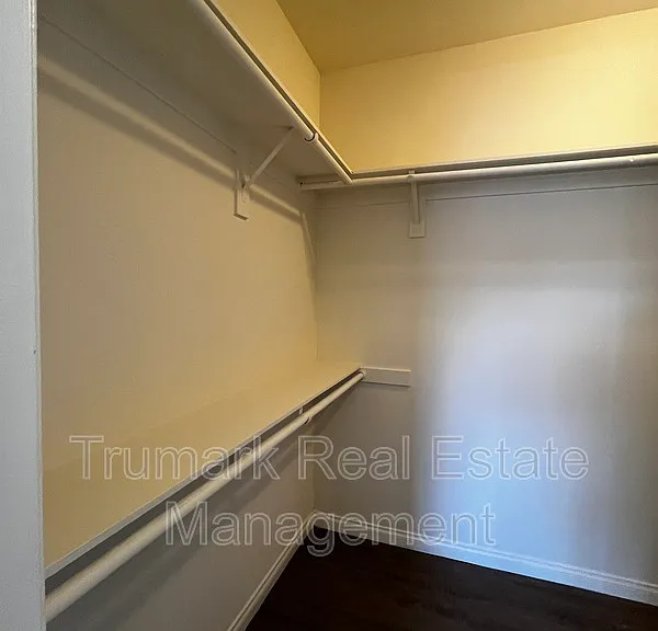 412 N Kenwood St #304 — Photo 19