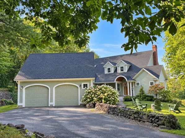150 Lower Old Town Trail, Charlotte, VT 05445