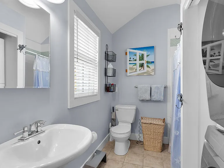 1124 Eaton St — Photo 12