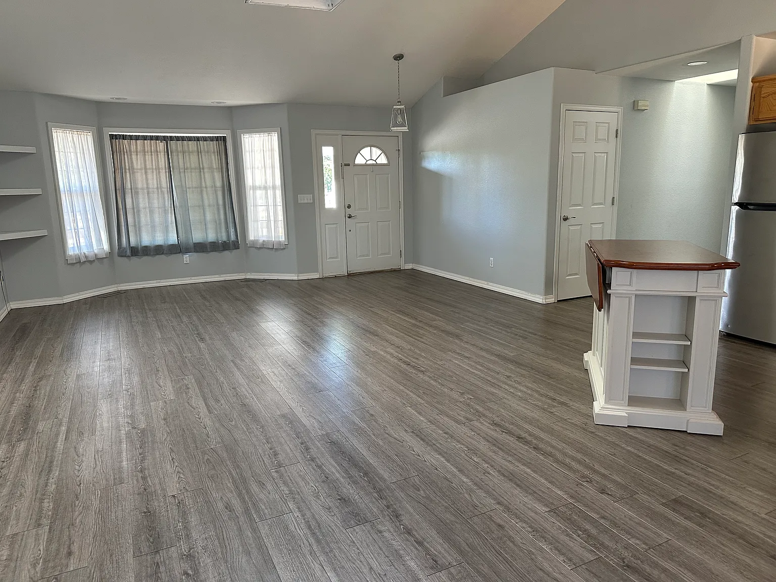 350 Walnut Lane — Photo 4
