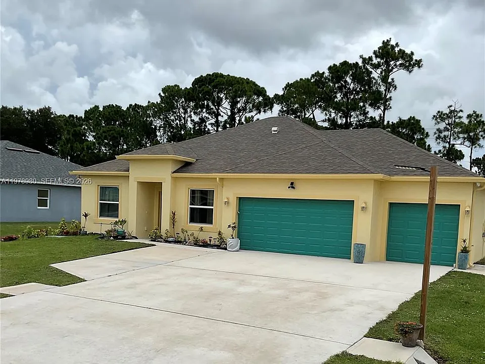6157 NW Gatun Dr