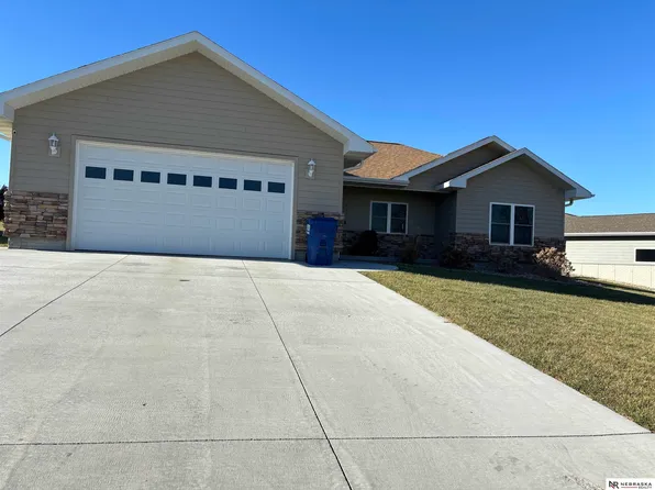317 Rolling Hills Ave, Ord, NE 68862