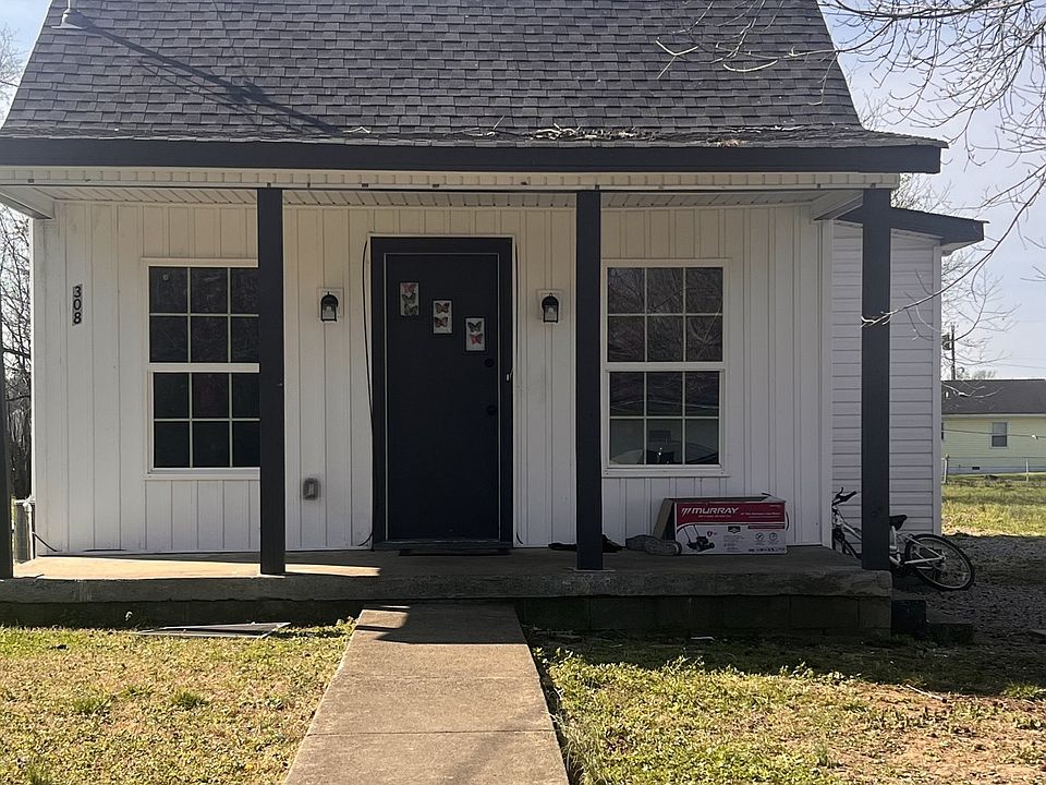 2nd image of 308 20th Ave W