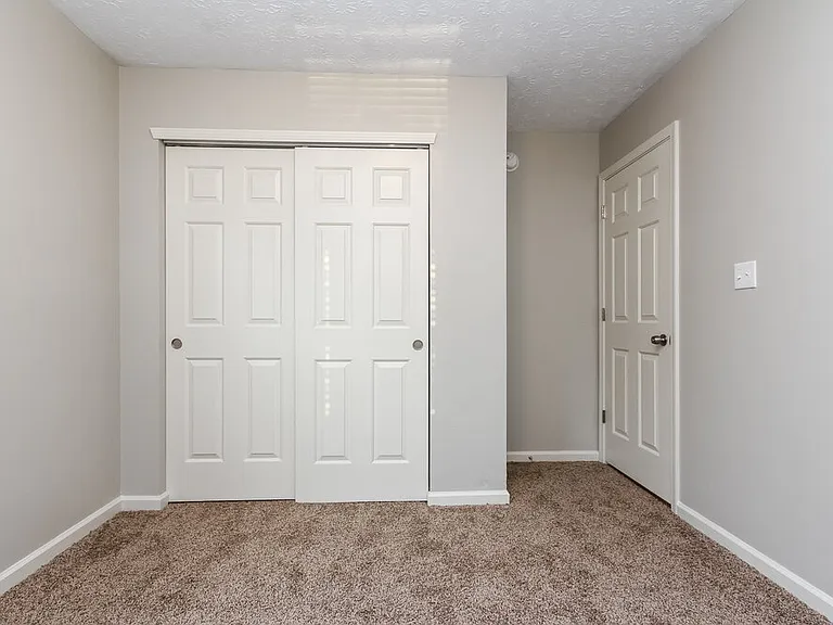 5885 Gadsen Dr — Photo 12