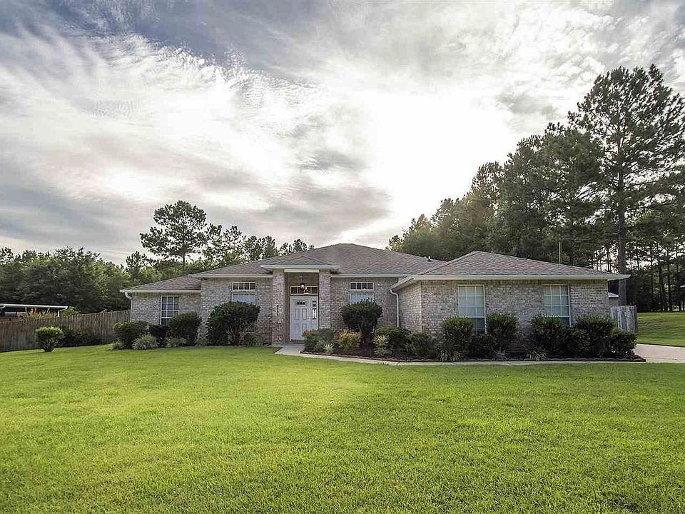 1st image of 5581 Forest Hills Ln