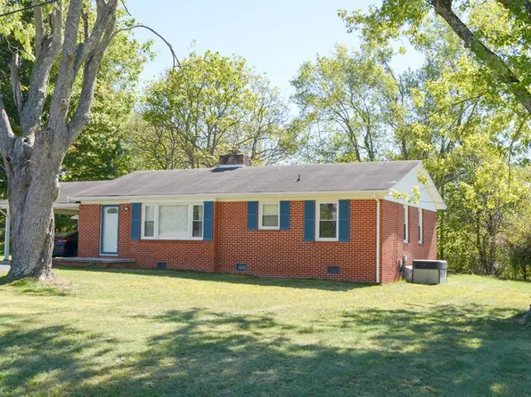 70 Sheree St, Crossville, TN 38555