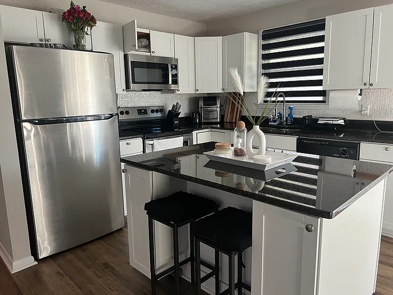 3316 Sylvester Dr — Photo 7