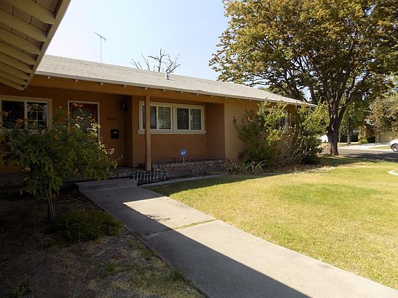 Walkway going to front door