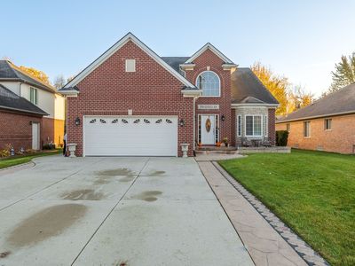 5536 Bedell Rd, Sterling Heights, MI, 48310