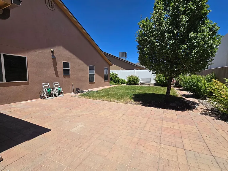608 Monarch St — Photo 28