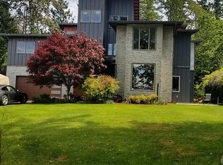 442 211th Ave NE, Redmond, WA 98074