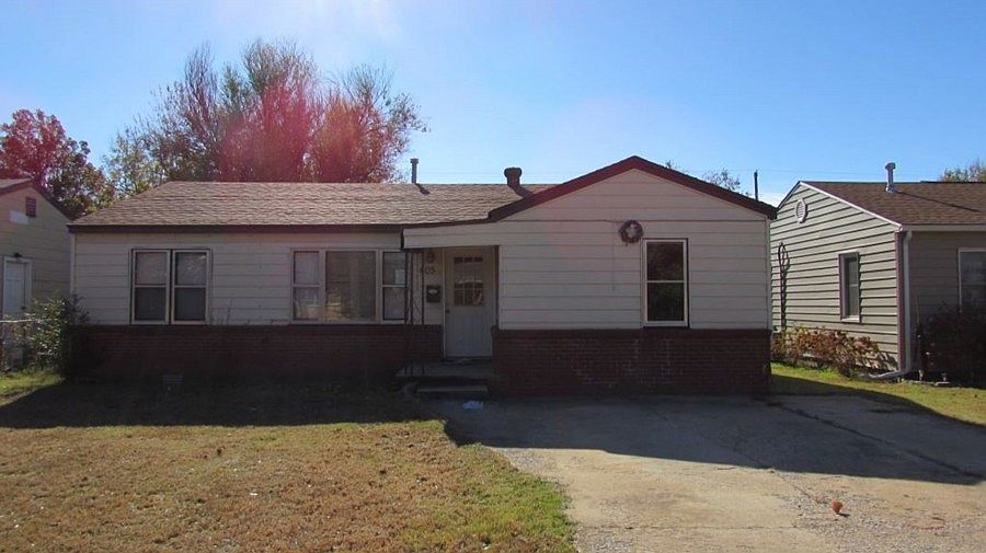 1st image of 405 W Cottonwood Ave